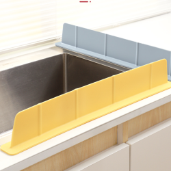 シンク吸盤式防水板 シリコン防はね仕様 キッチン・洗面台用 防水バリア 水切りマット